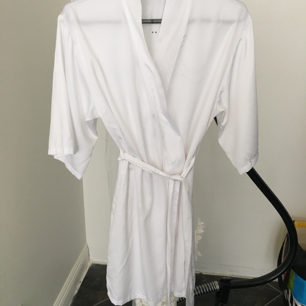 Bride robe - Picture 3 of 6
